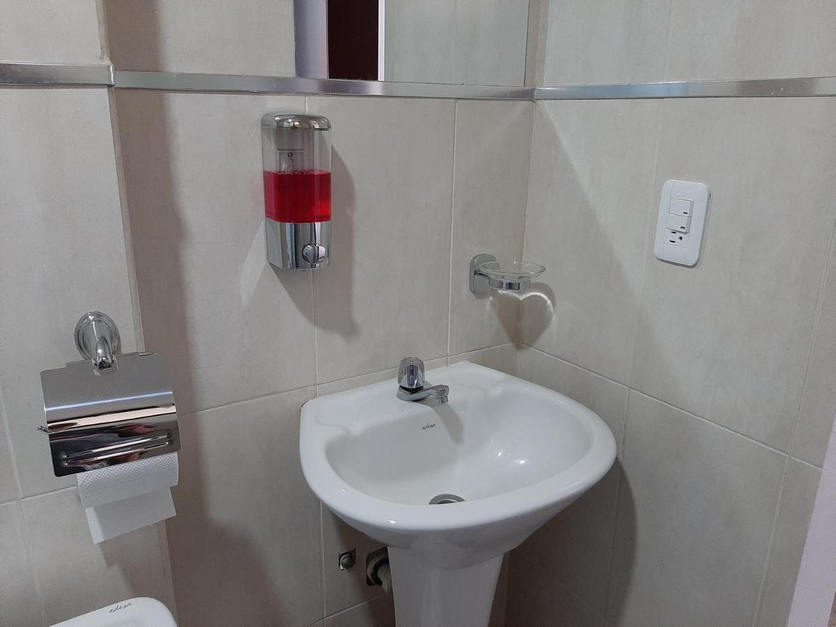 Hostal Paukar Отавало Экстерьер фото